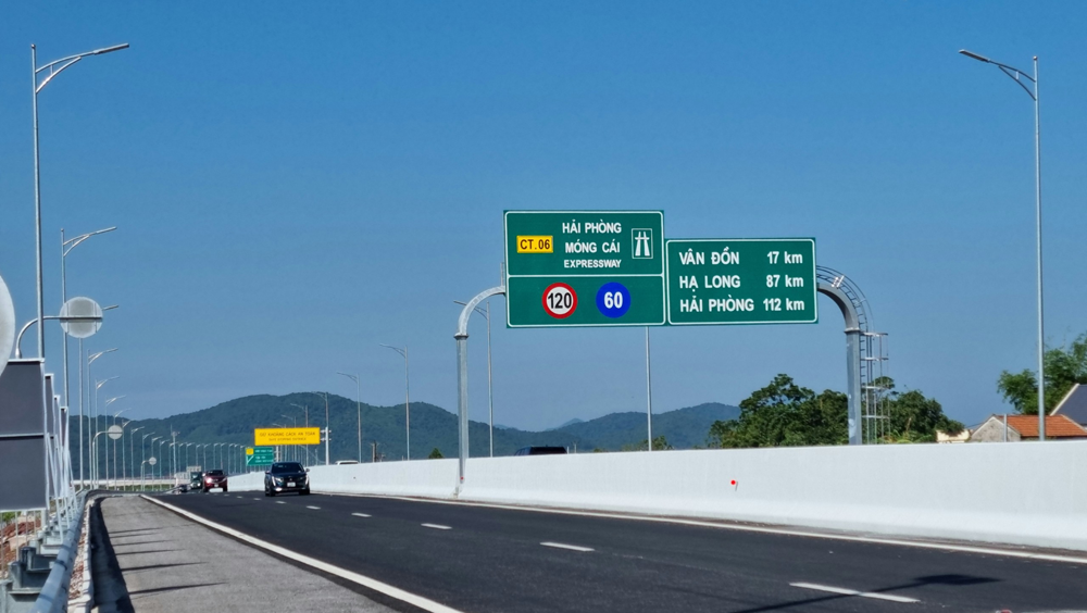 Đặt vé xe Limousine Hải Phòng - Móng Cái 